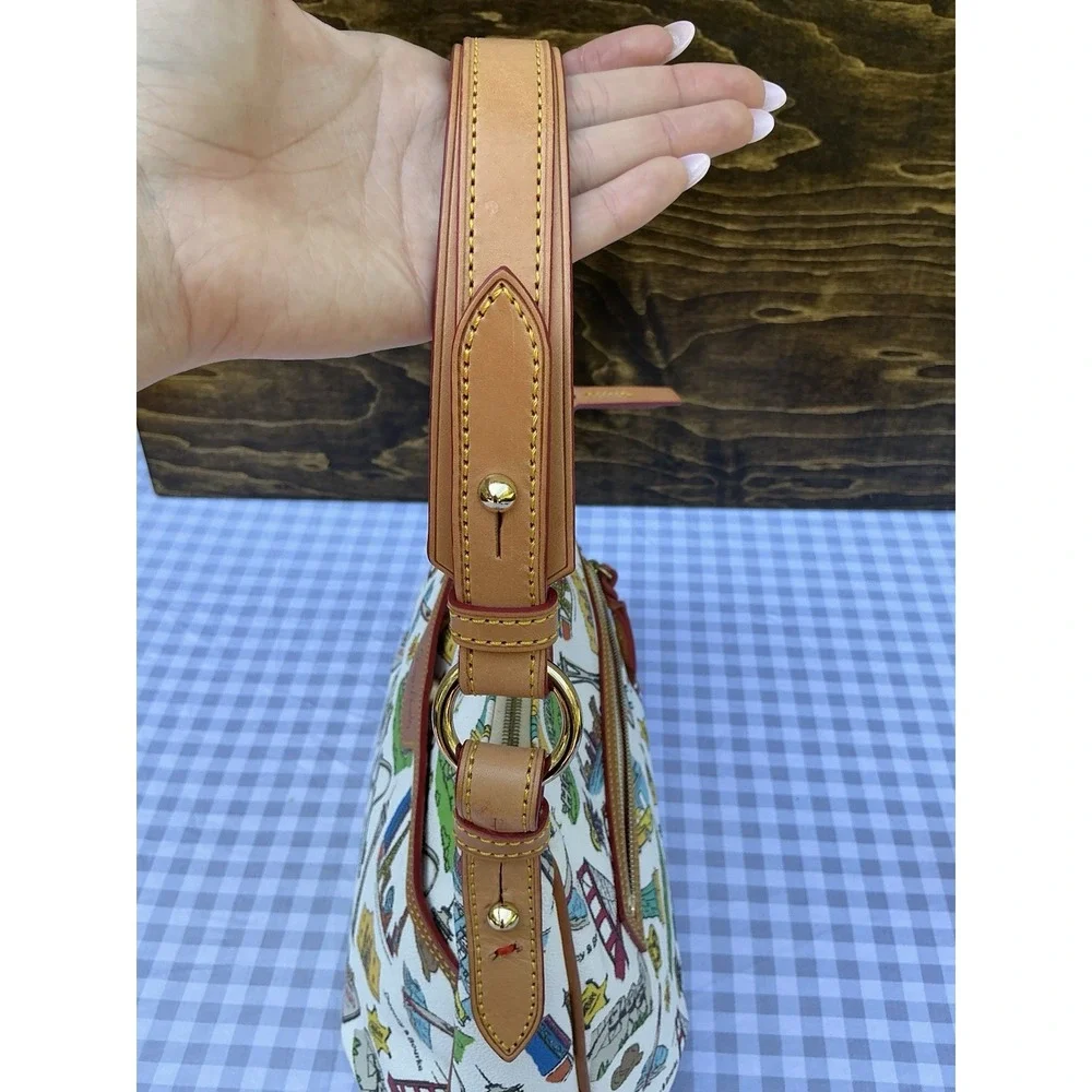 Dooney & Bourke East West Collins Hobo Handbag Americana‎ Hollywood Travel MINT